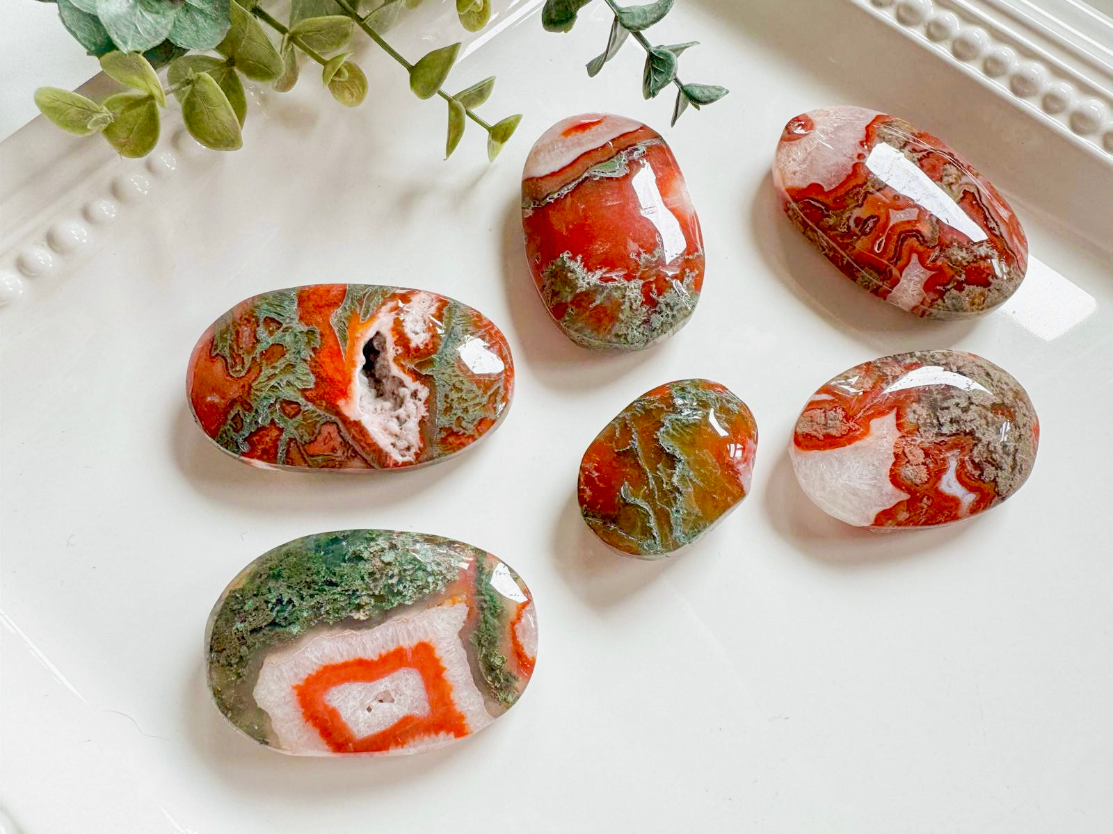 Red Moss Agate Palm Stone