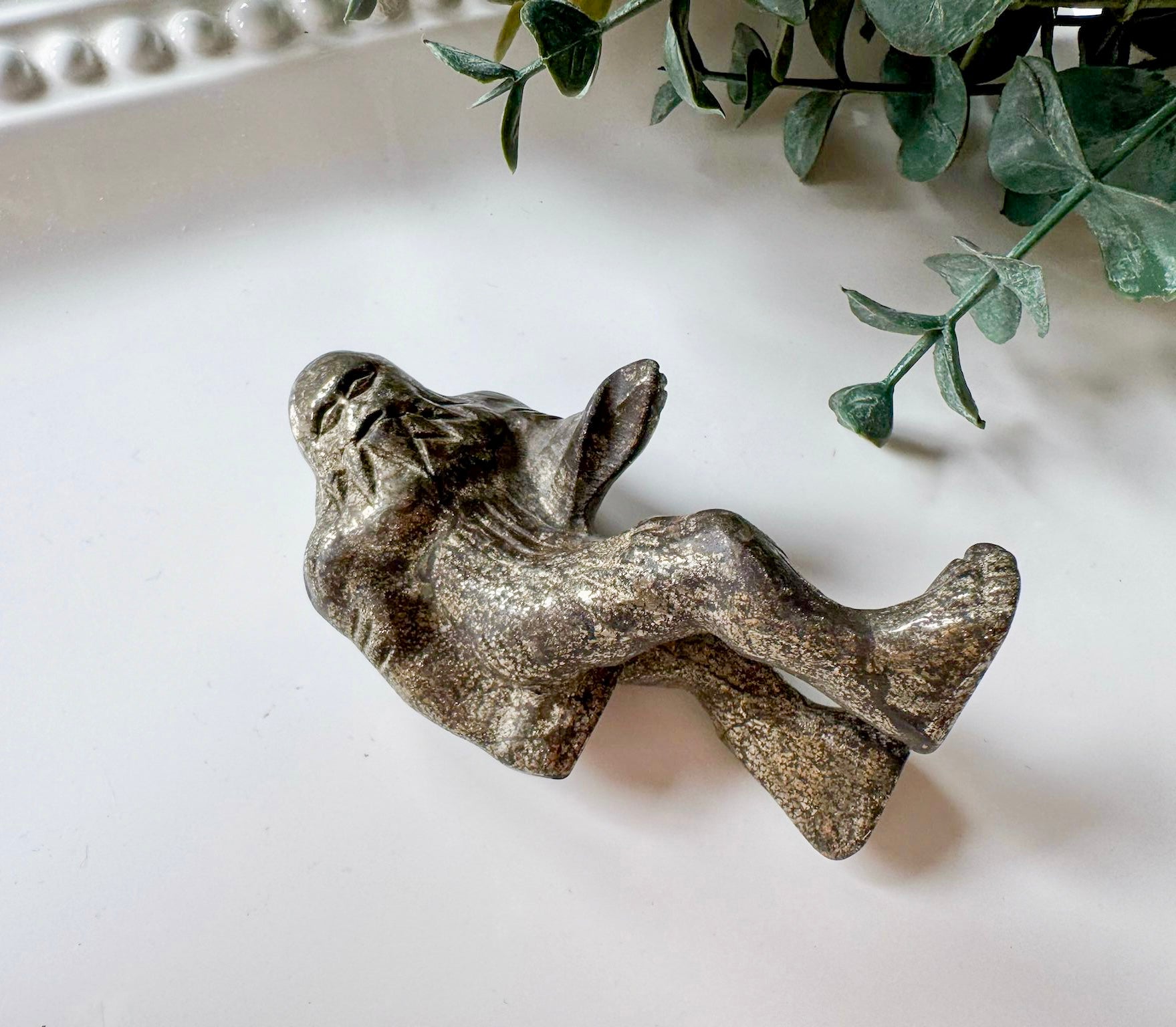 Sasquatch Crystal Carving || 3.25"

