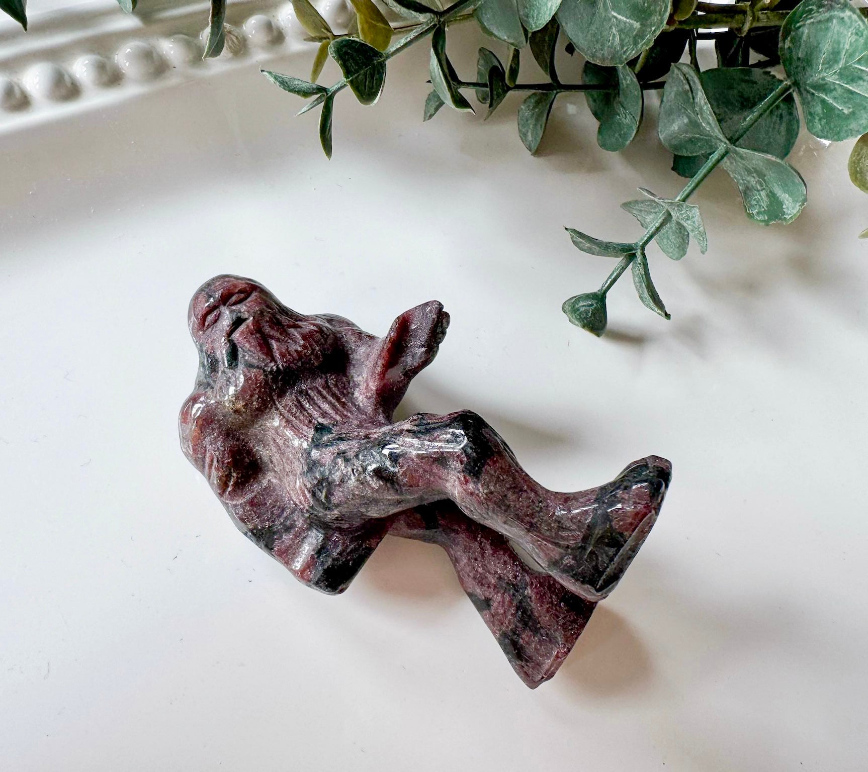 Sasquatch Crystal Carving || 3.25"

