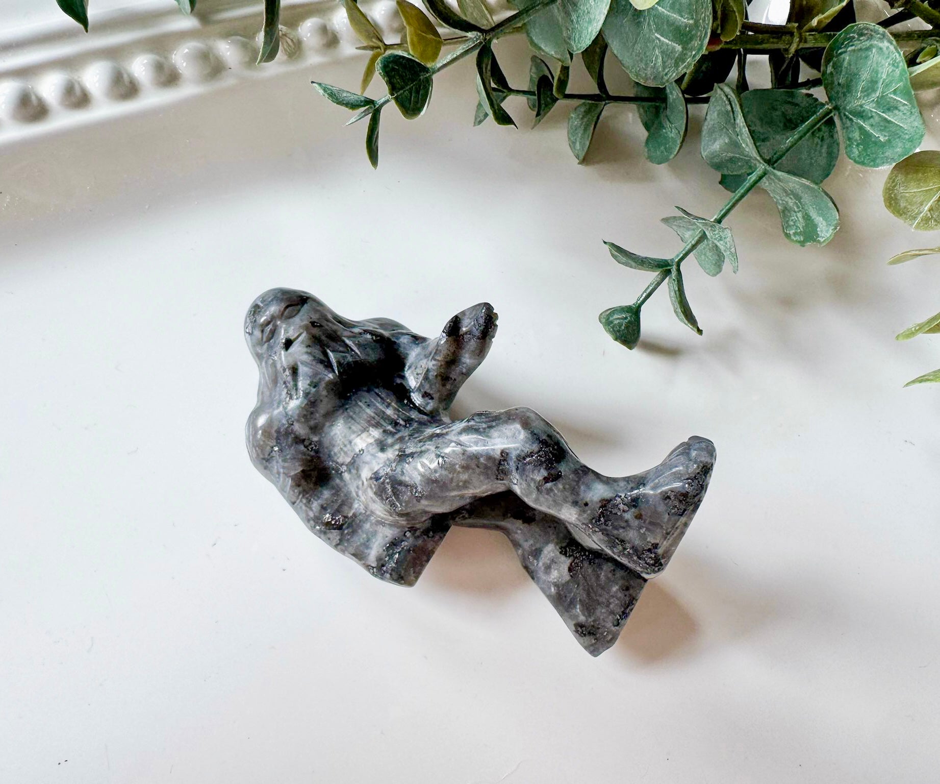 Sasquatch Crystal Carving || 3.25"
