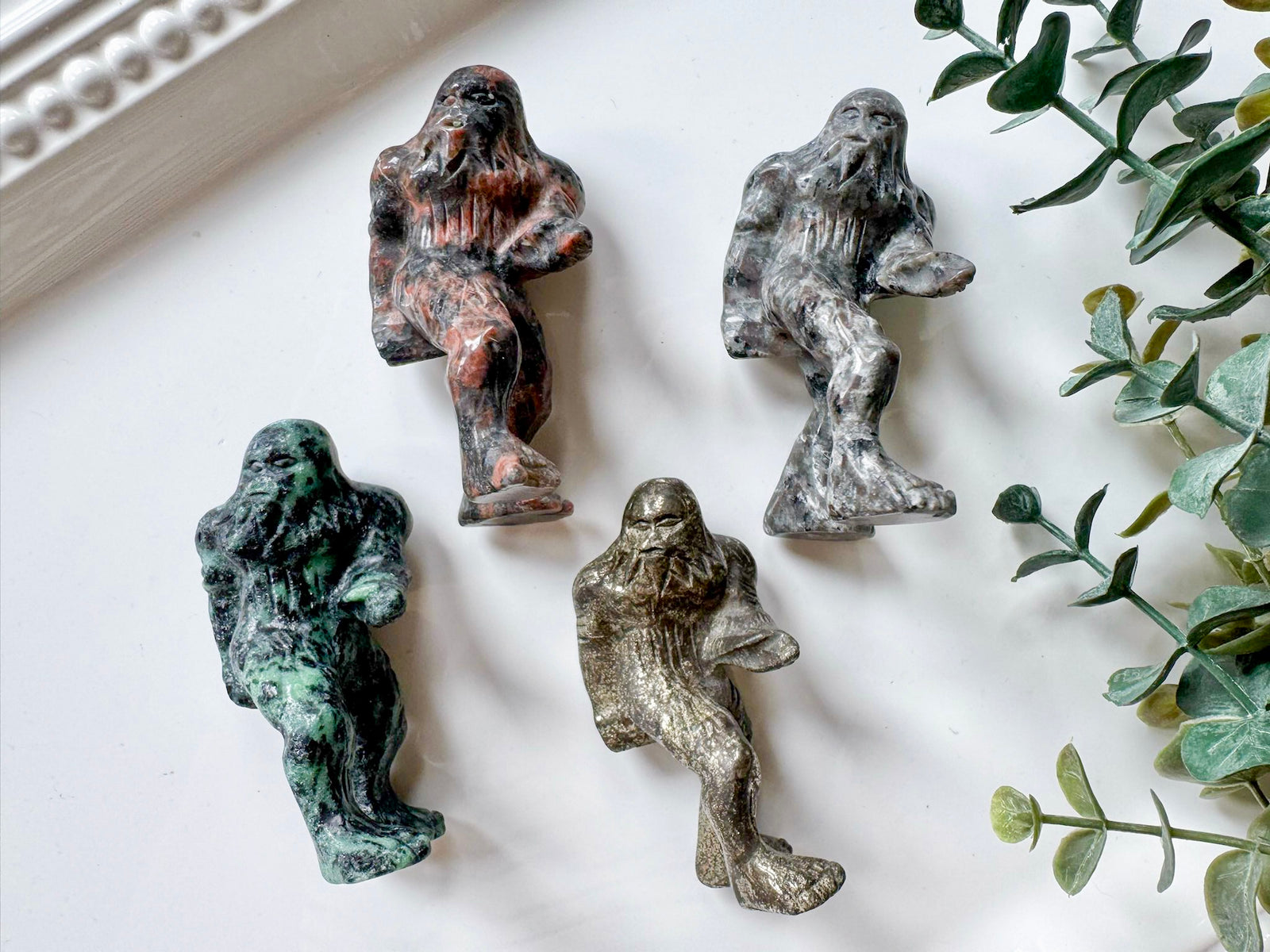 Sasquatch Crystal Carving || 3.25"
