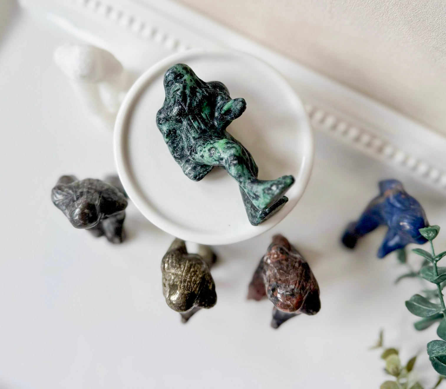 Sasquatch Crystal Carving || 3.25"
