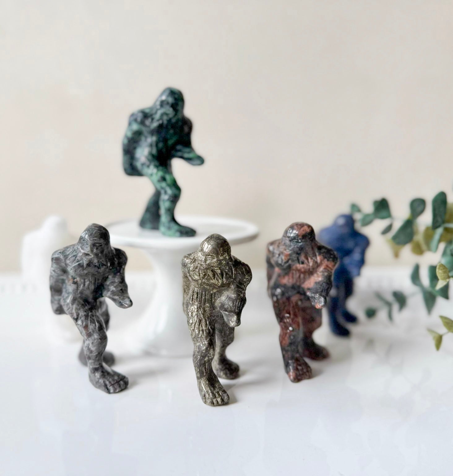 Sasquatch Crystal Carving || 3.25"
