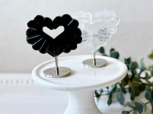 Scalloped Heart on Metal Stand