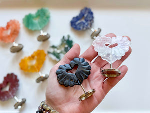 Scalloped Heart on Metal Stand