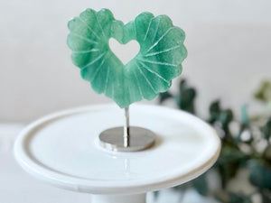 Scalloped Heart on Metal Stand