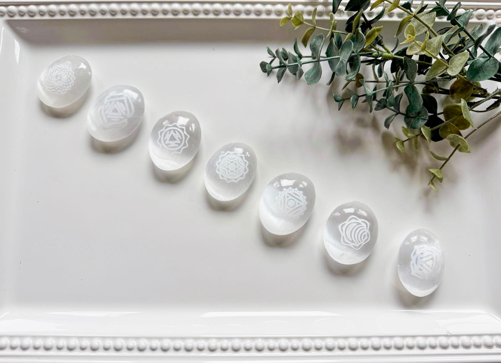 Selenite Seven Chakra Palm Stone Set || 7 Palm Stones