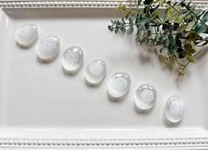 Selenite Seven Chakra Palm Stone Set || 7 Palm Stones