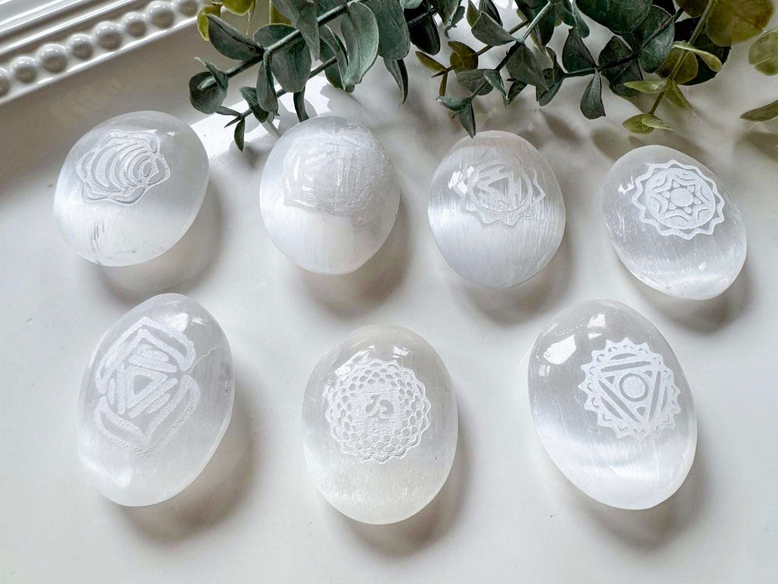 Selenite Seven Chakra Palm Stone Set || 7 Palm Stones