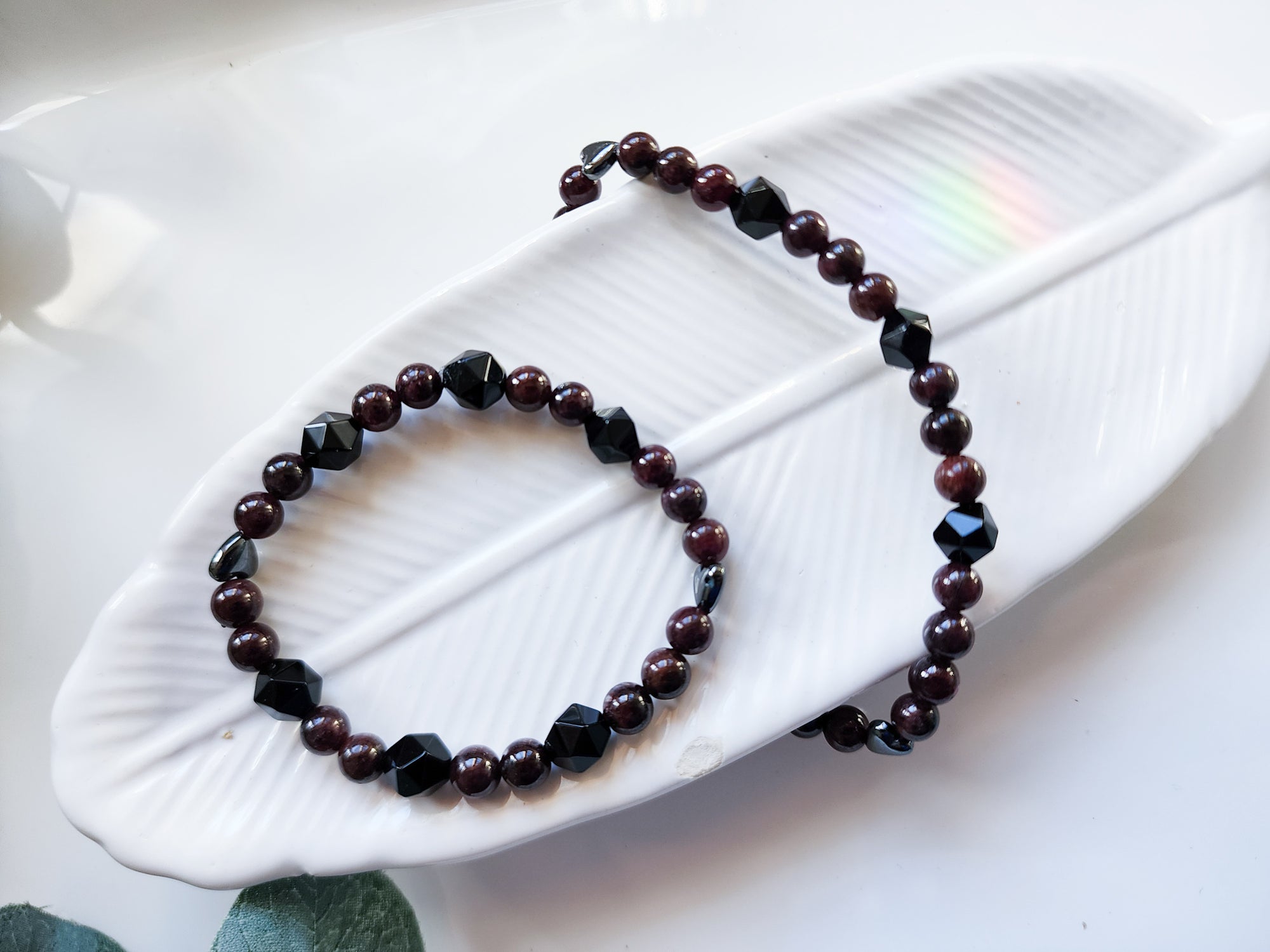 Garnet, Onyx, & Hematite Heart Beaded Bracelet || Reiki Infused