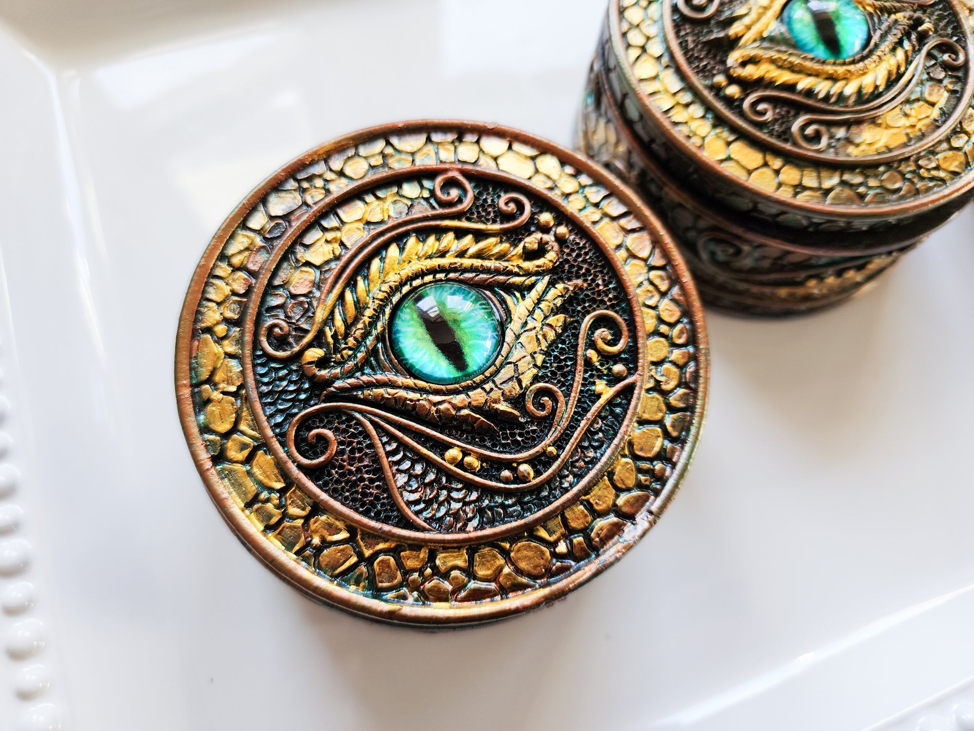 Dragon's Eye Round Keepsake Box