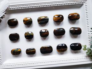 Tiger Eye Palm Stone