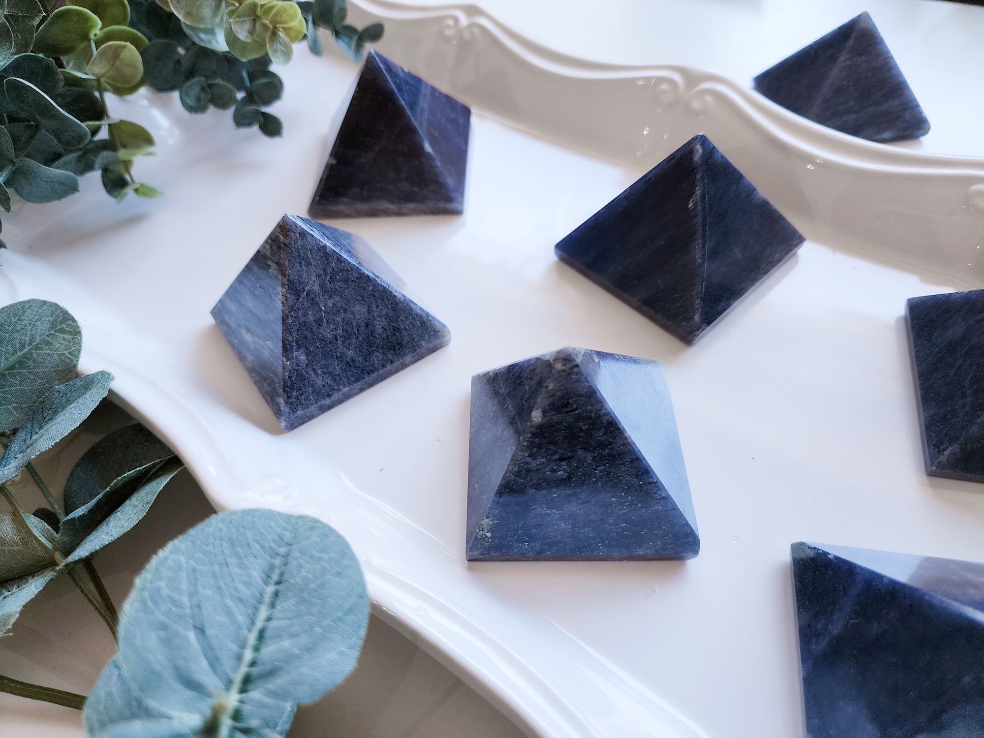 Blue Aventurine Pyramid || 2"