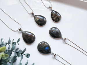 Labradorite Necklace || Grade B