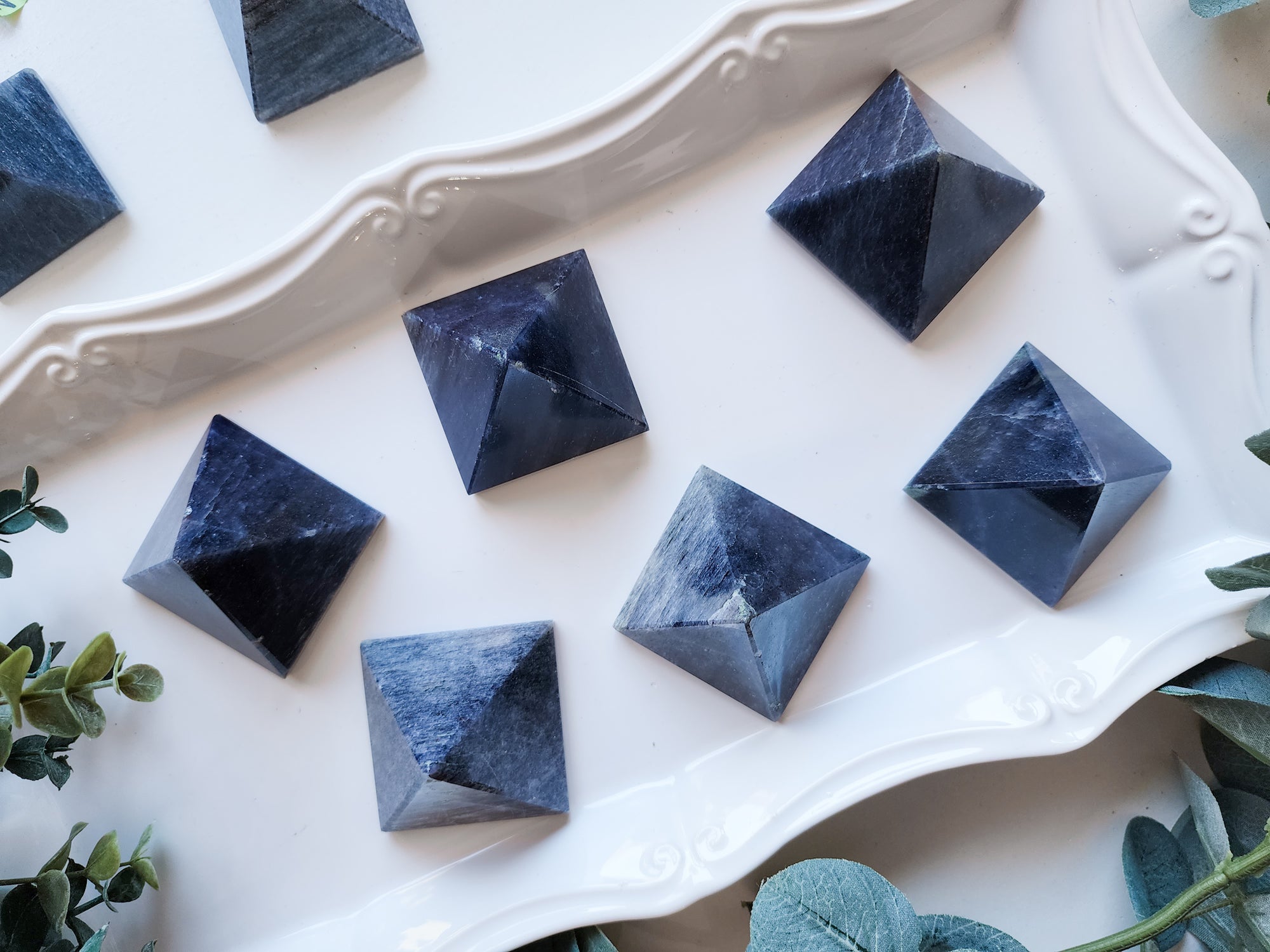 Blue Aventurine Pyramid || 2"