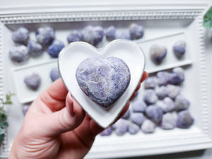 Chevron Amethyst Mini Heart || Madagascar