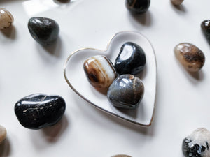 Black Banded Onyx Tumbled Stone