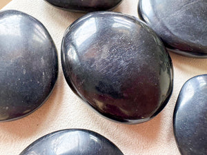 Siberian Jet Palm Stone