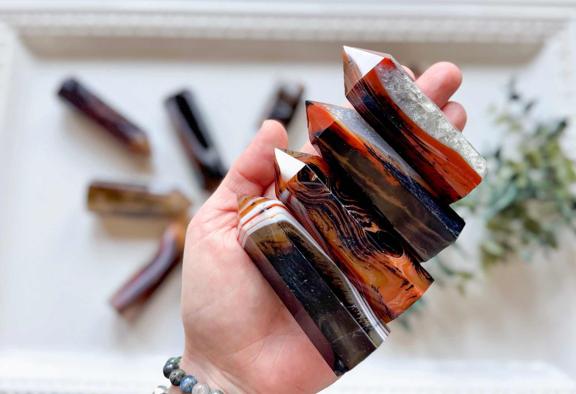 Silk Agate Points