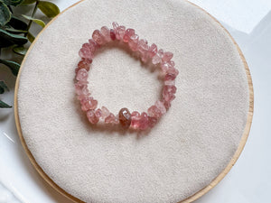 Crystal Chip Bracelet - Strawberry Quartz