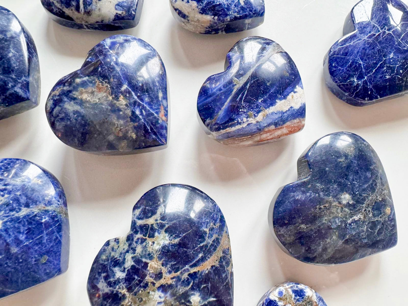 Sunset Sodalite Heart || UV-Reactive