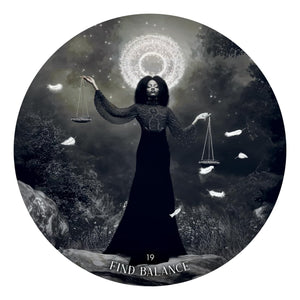 The Dark Moon Oracle: A 48-Card Deck and Guidebook || Yasmin Boland