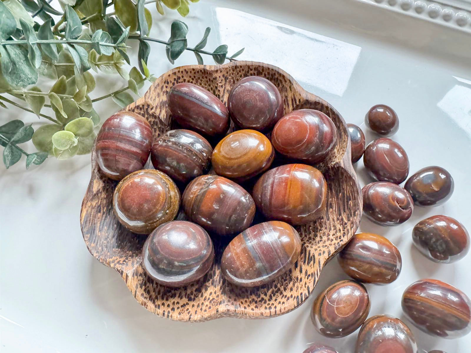 Tiger Iron Round Tumbled Stone