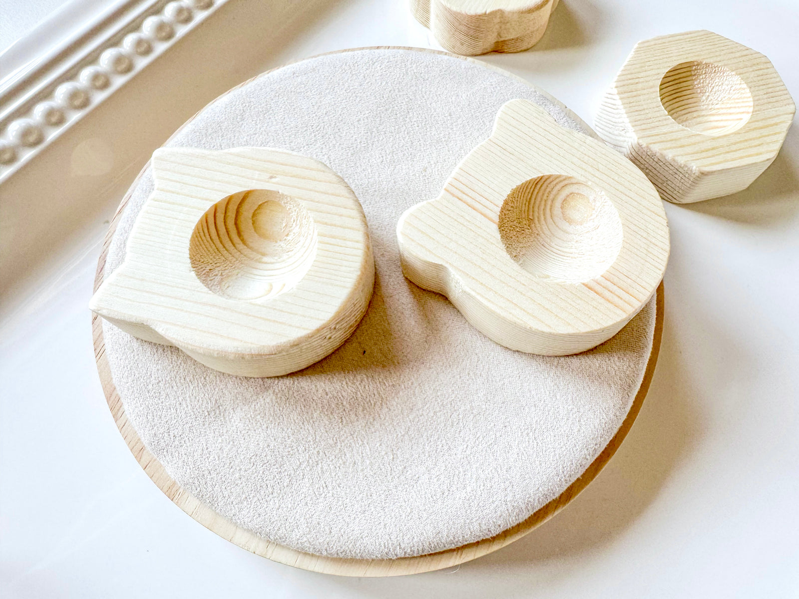 Wood Sphere Holder || Assorted Shapes
