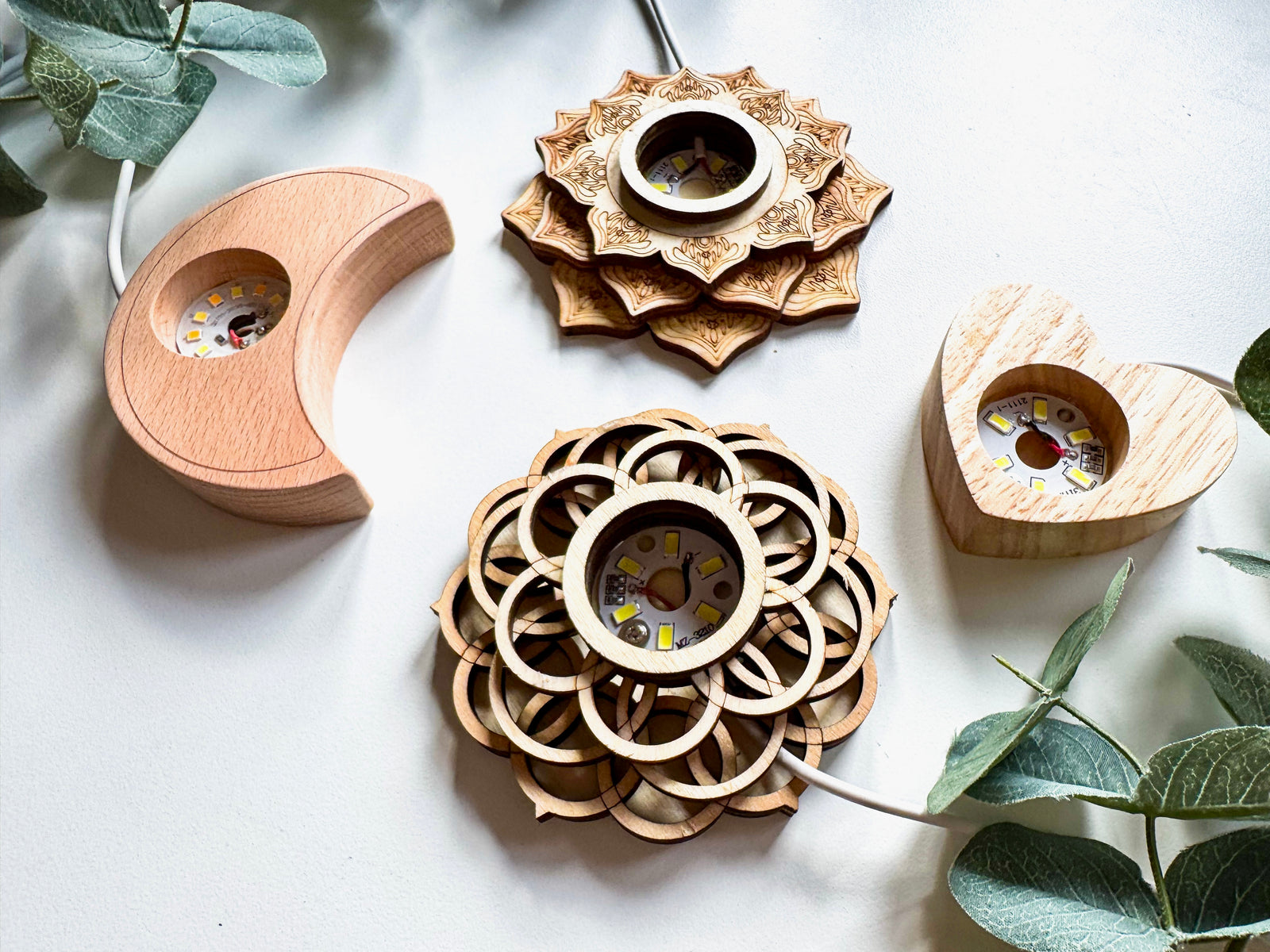 Wooden Crystal & Sphere Holder Light Stand || Assorted Designs