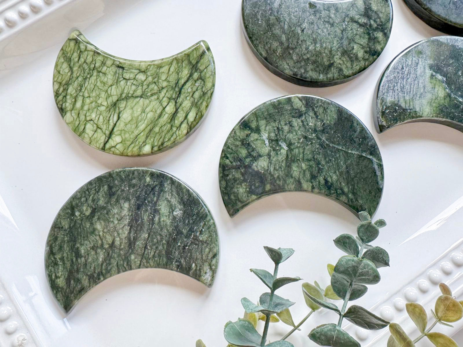 Xiuyan Jade Crescent Moon
