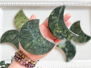 Xiuyan Jade Crescent Moon