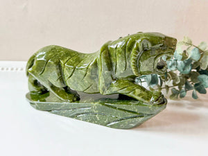 Xiuyan Jade Leopard Carving