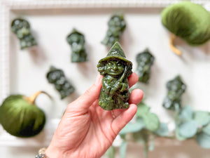 Xiuyan Jade Witch Carving
