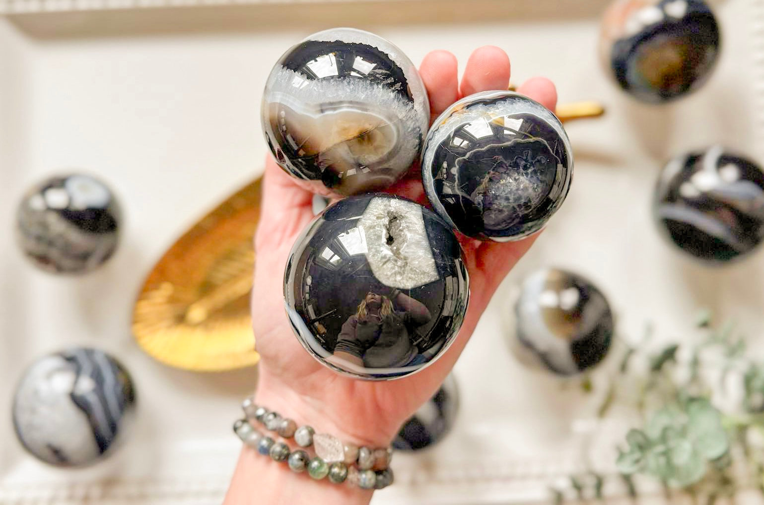 black sardonyx sphere