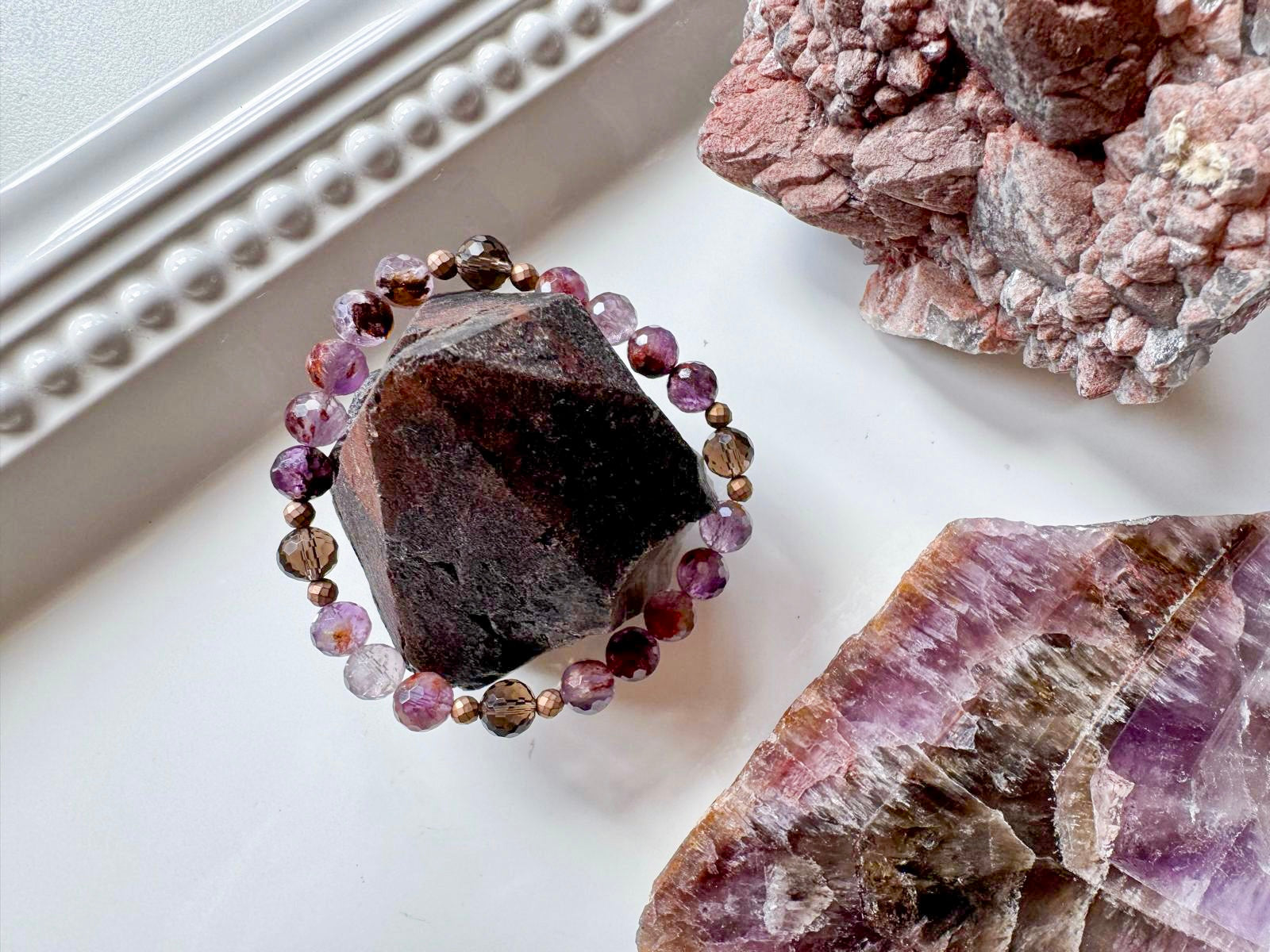 Super 7 & Smoky Quartz Beaded Bracelet - Faceted Design