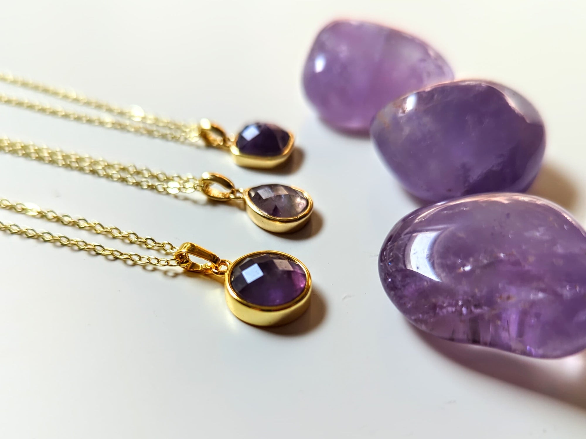 Amethyst Faceted Pendant || Gold