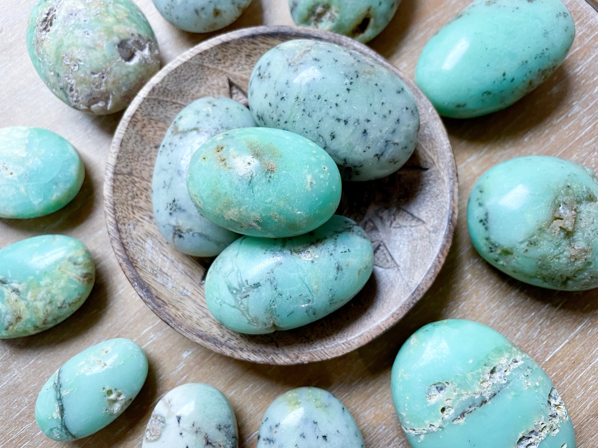 Chrysoprase Palm Stone (Prase Opal) || Indonesia