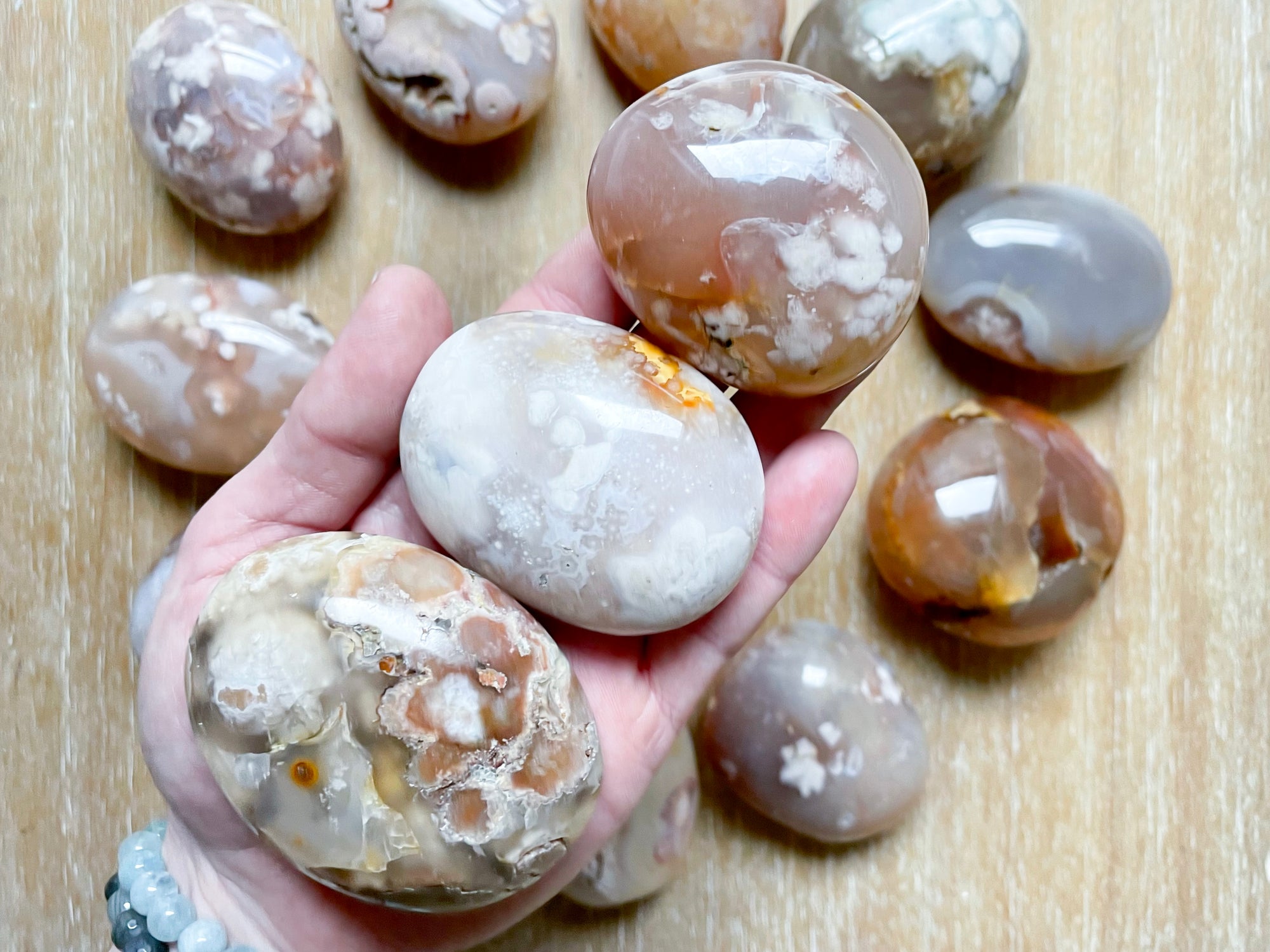 Flower Agate Palm Stone