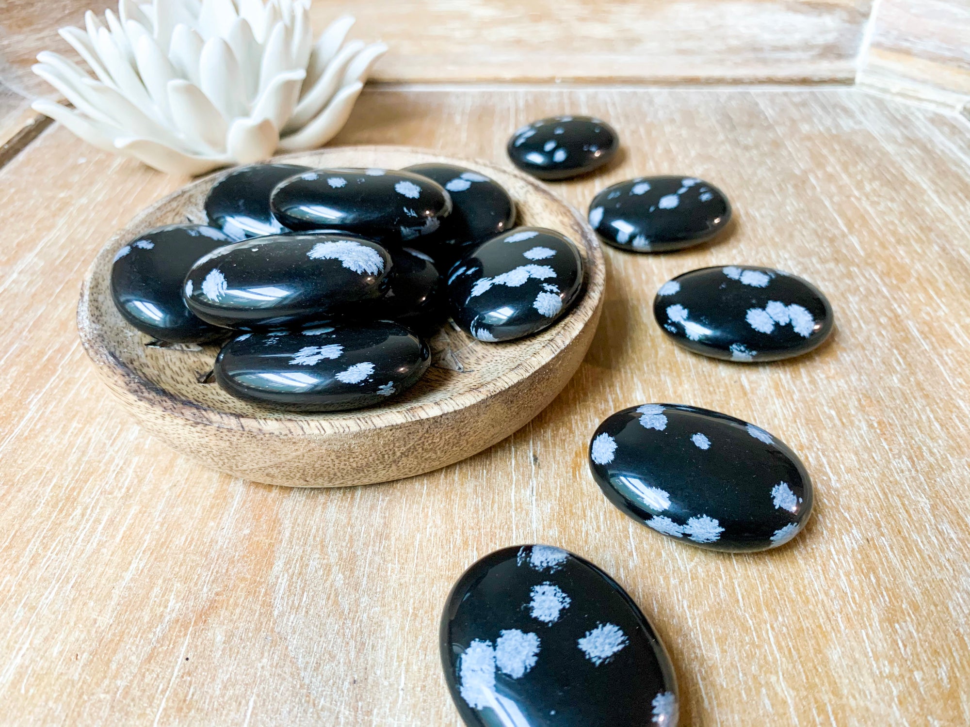 Snowflake Obsidian Palm Stone