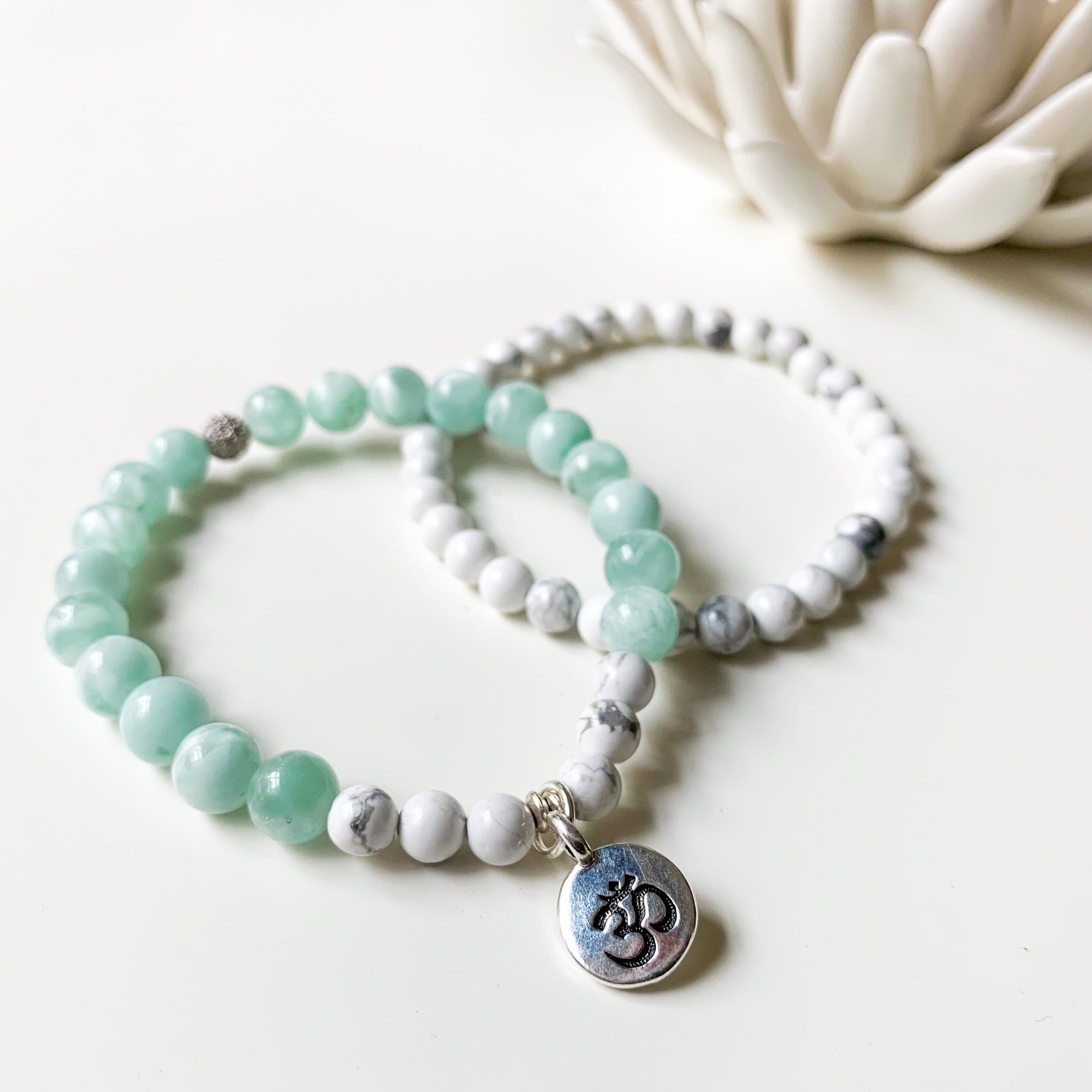 Howlite & Green Angelite Beaded Bracelet || Reiki Infused