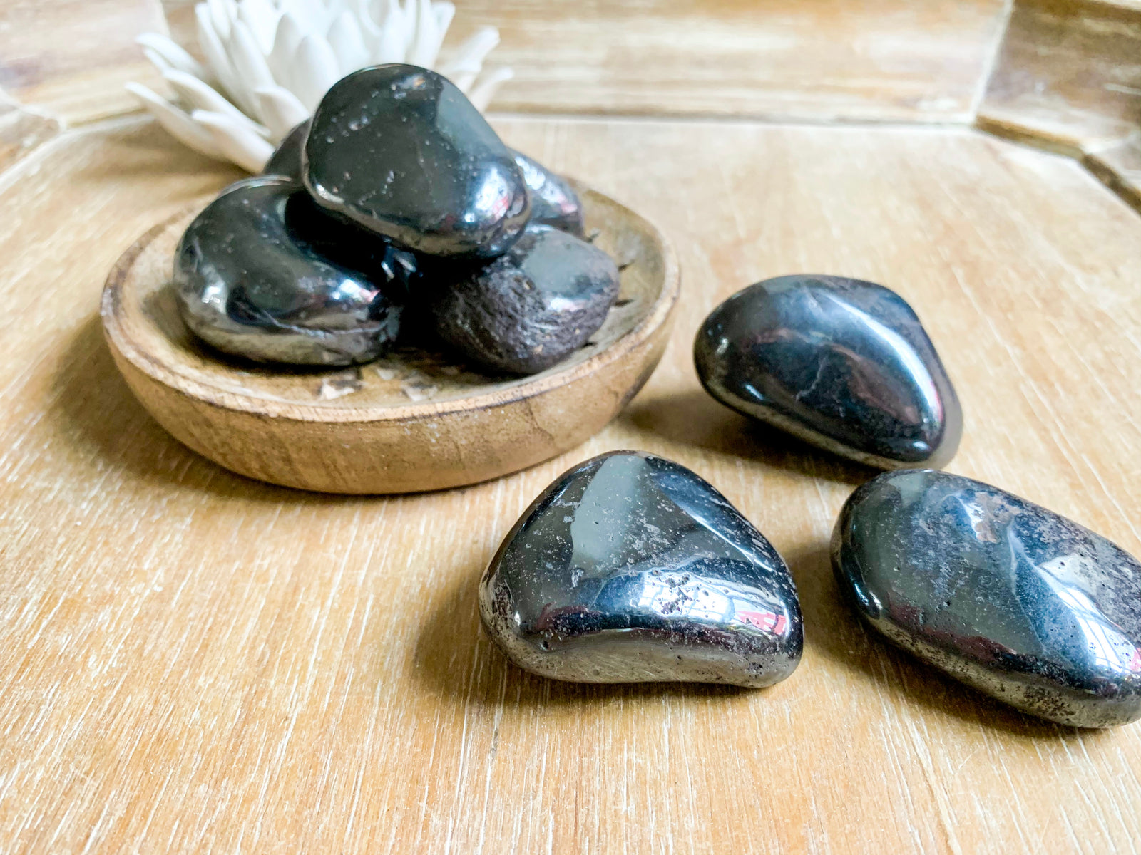 Hematite Tumbled Stone Palm Stone