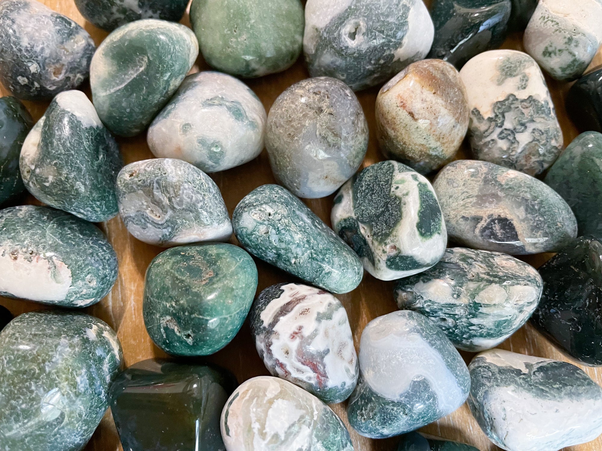 Moss Agate Tumbled Stone