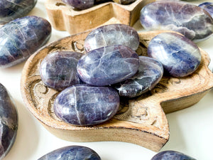 Iolite Palm Stone