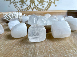 Clear Quartz Tumbled Stone || XL