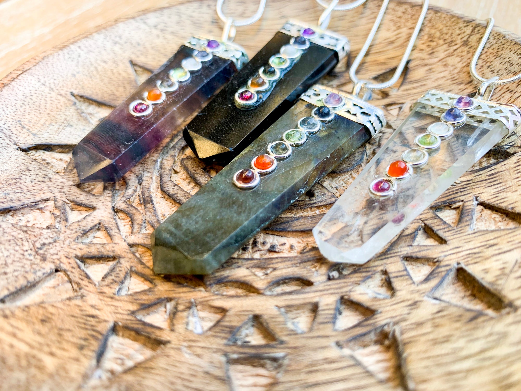 Crystal Point Necklace || Seven Chakra