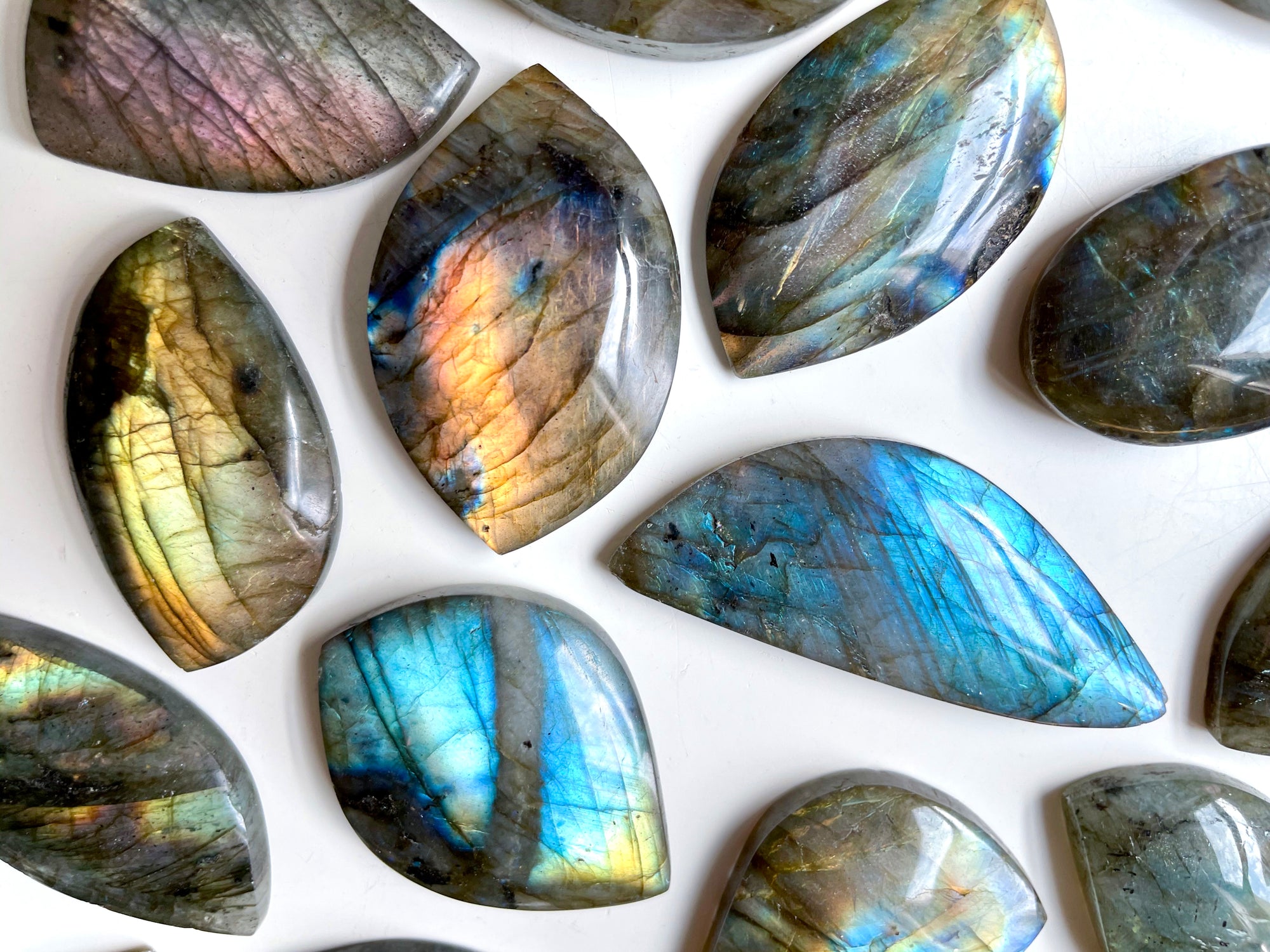 Labradorite Cabachon