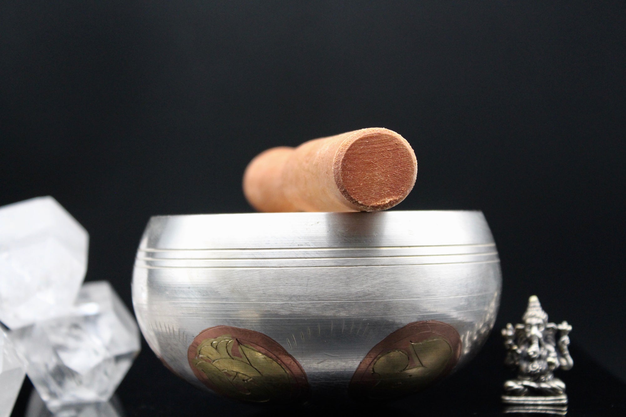 Hand-Etched Aluminum Singing Bowl || 4 inch