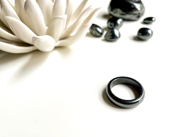 Hematite Ring || 6mm Angelic Roots