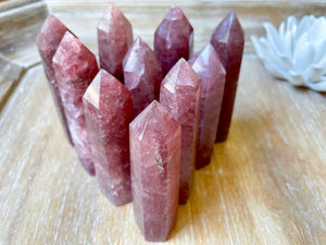 Tanzberry (Strawberry) Quartz Tower