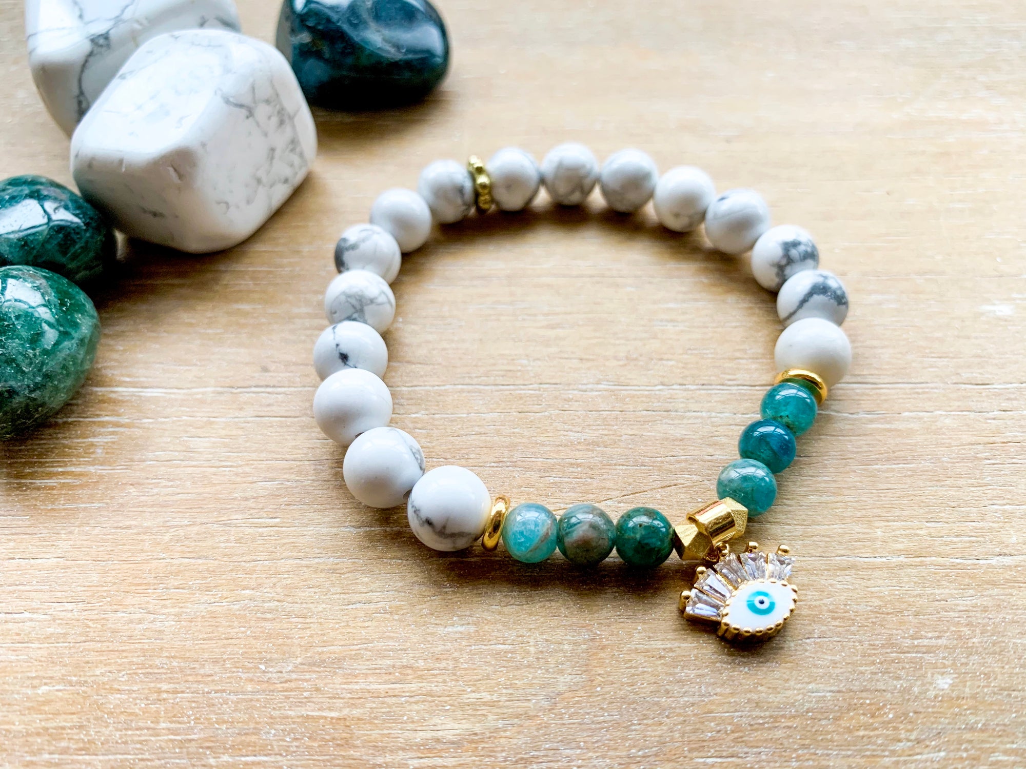 Green Apatite & Howlite Evil Eye Beaded Bracelet || Reiki Infused